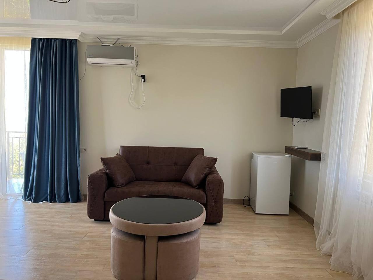 Gt House Batumi Hotel Eksteriør billede
